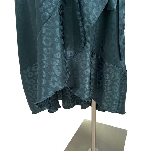 Simplee Green Satin Wrap Dress Medium Leopard Print Midi Tie Waist Elegant - Picture 11 of 14